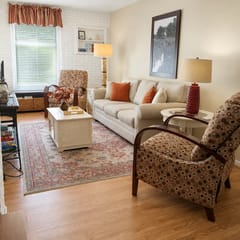 Easy Breezy 102" | 2BR Isle of Palms Rental -Easy Walk to Beach