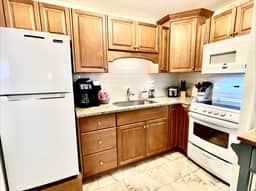 Cozy Corner 107" 2BR Isle of Palms Corner Rental Walk to Beach