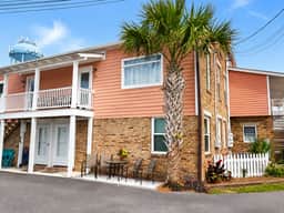 Ocean Inn 101"  | 2BR Isle of Palms Rental –Steps to the Beach - Image 5