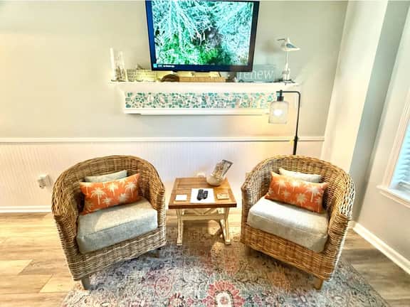 Heart of IOP 109" | Studio Isle of Palms Rental Walk to Beach