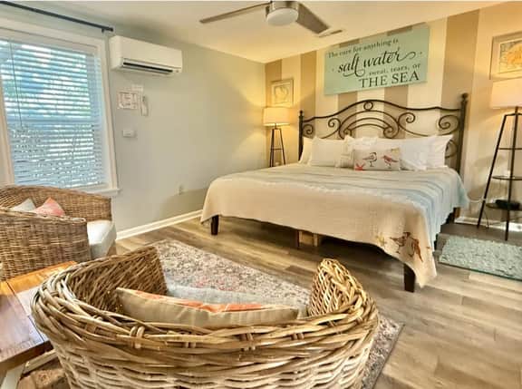 Heart of IOP 109" | Studio Isle of Palms Rental Walk to Beach