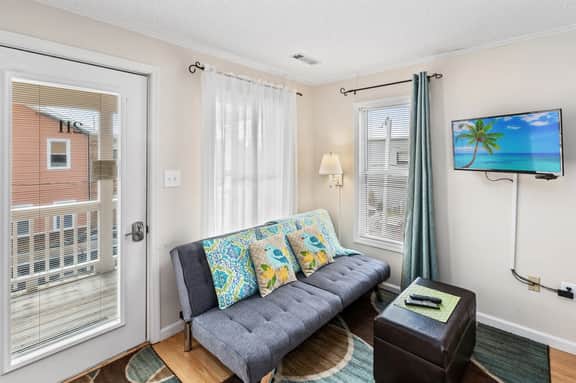 Two Eleven 211" King Studio Isle of Palms Cozy Hideaway