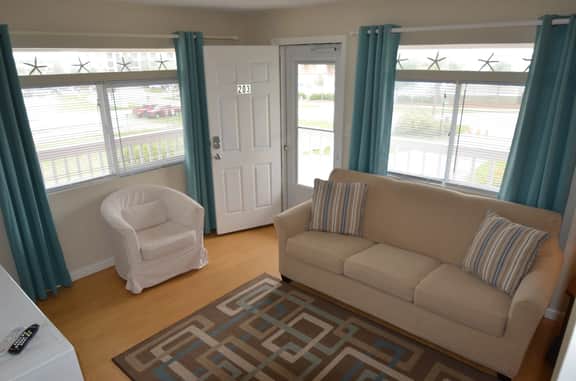 Bird’s Eye View 203" | 1BR Isle of Palms Rental w Balcony