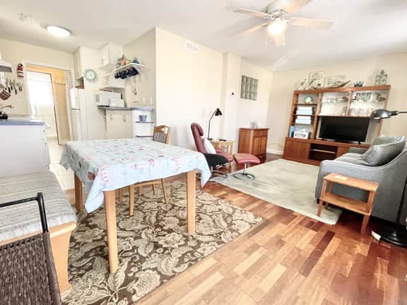 Home Sweet Home 103" | 1BR Isle of Palms Rental Walk to Beach