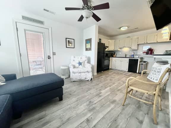 Sandy Schus 208" | 1BR Isle of Palms Rental King Bed & Balcony