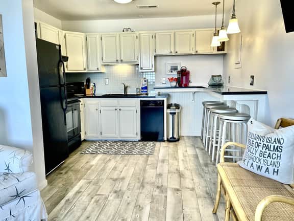 Sandy Schus 208" | 1BR Isle of Palms Rental King Bed & Balcony
