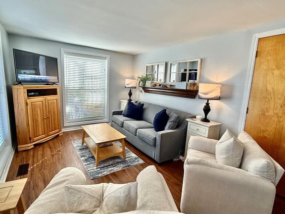 Beach Breeze 106" | 2BR Isle of Palms Rental Walk to Beach